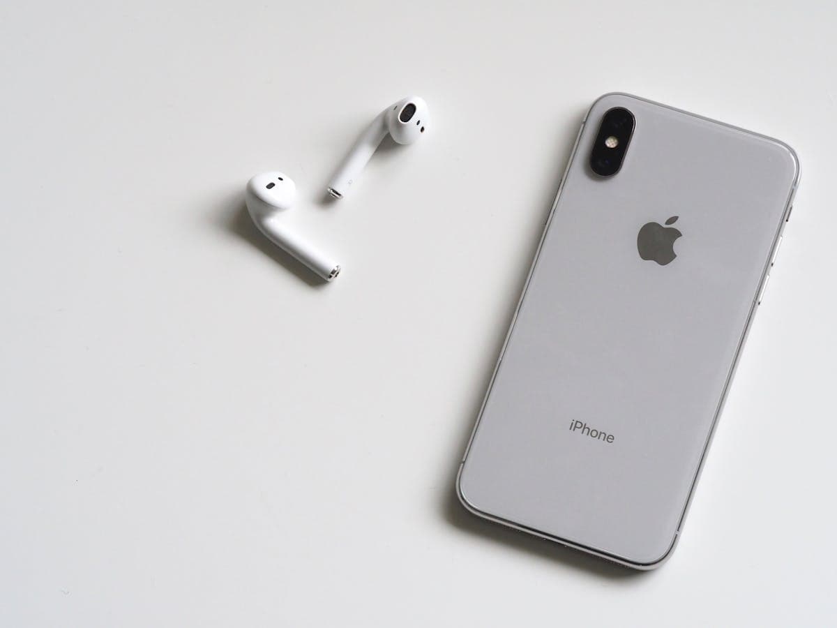 Apple's AI-Powered Siri Is Finally Here (Maybe): The $1B Gemini Gamble Arrives with iOS 26.4