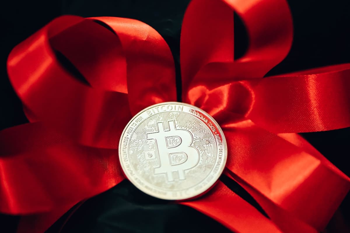 Bitcoin Crashed Below $65,000 as Trump's 15% Tariff Went Live and $500 Million Got Liquidated