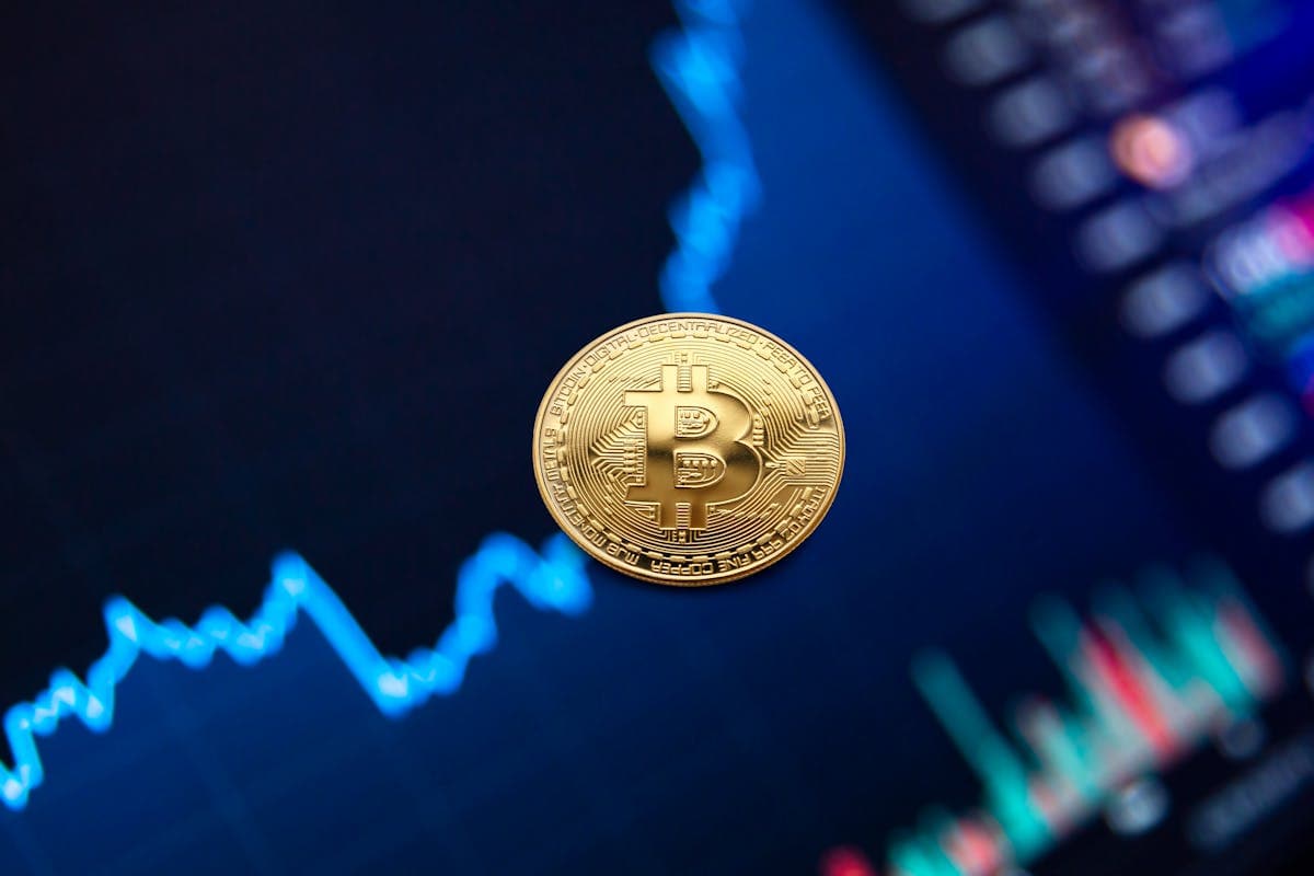 Saylor Says 'The Second Century Begins.' Strategy Now Holds 738,731 BTC and $6 Billion in Losses.